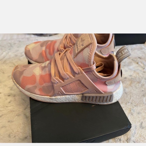 Size 8 adidas NMD XR1 duck camo pack 2016 pink and white trainers women’s - Picture 3 of 5